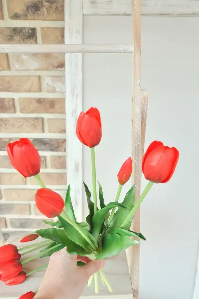 Kytica červených tulipánov, umelá, zväzok 5kusov – foto 4