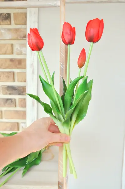 Kytica červených tulipánov, umelá, zväzok 5kusov – foto 5
