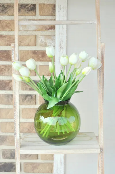 Kytica bielych tulipánov, umelá, zväzok 5kusov – foto 3